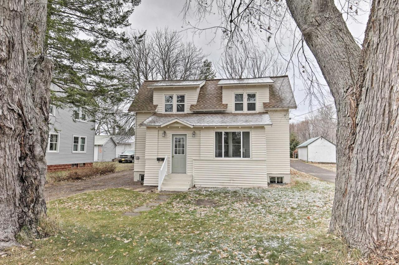 Walk To Lake Superior Ontonagon Home With Fire Pit! Exteriör bild